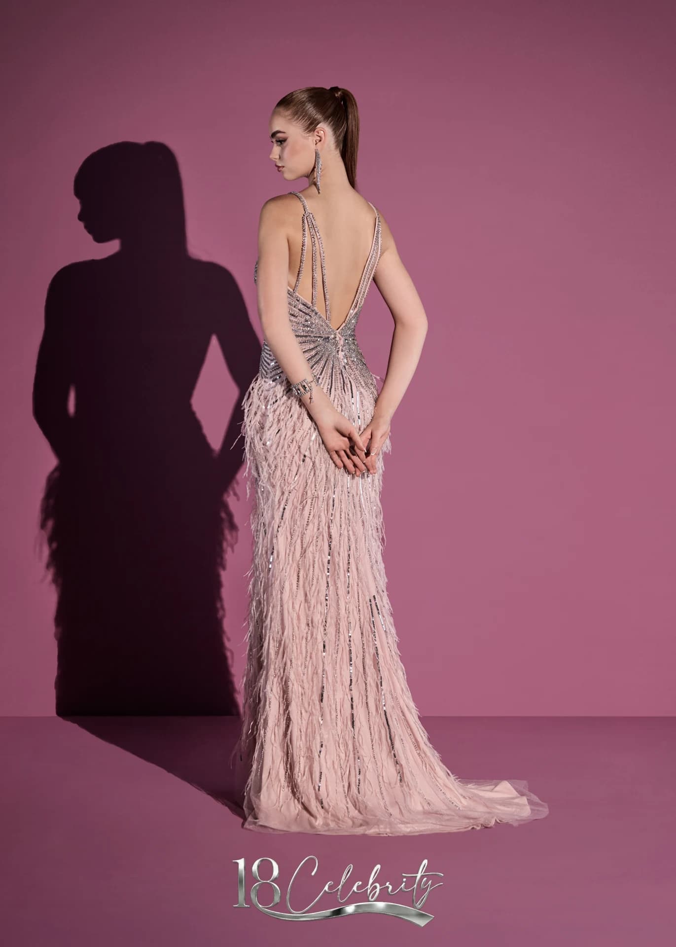 18 Celebrity 16